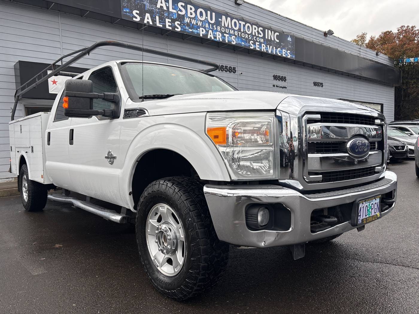 2014 Ford Super Duty F-350 XLT — Pickup Truck — 186,813 mi — Milwaukie, OR