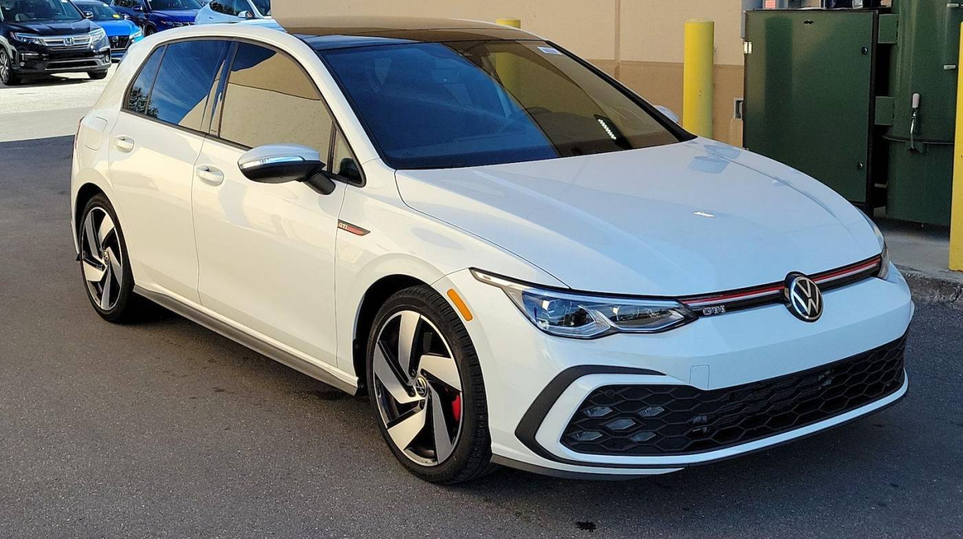 2022 Volkswagen Golf GTI SE — Hatchback — 14,254 mi — Naples, FL