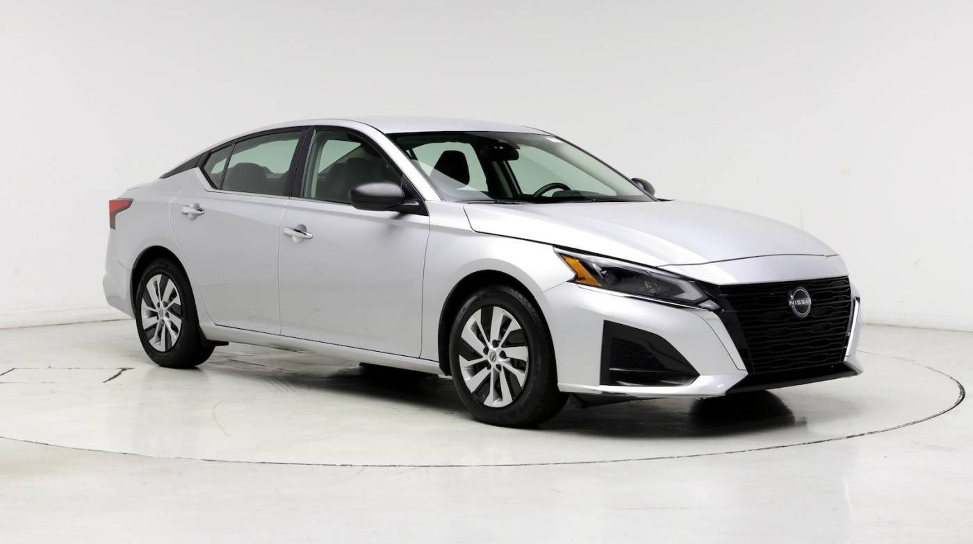 2024 Nissan Altima S — Sedan — 17,741 mi — Naples, FL