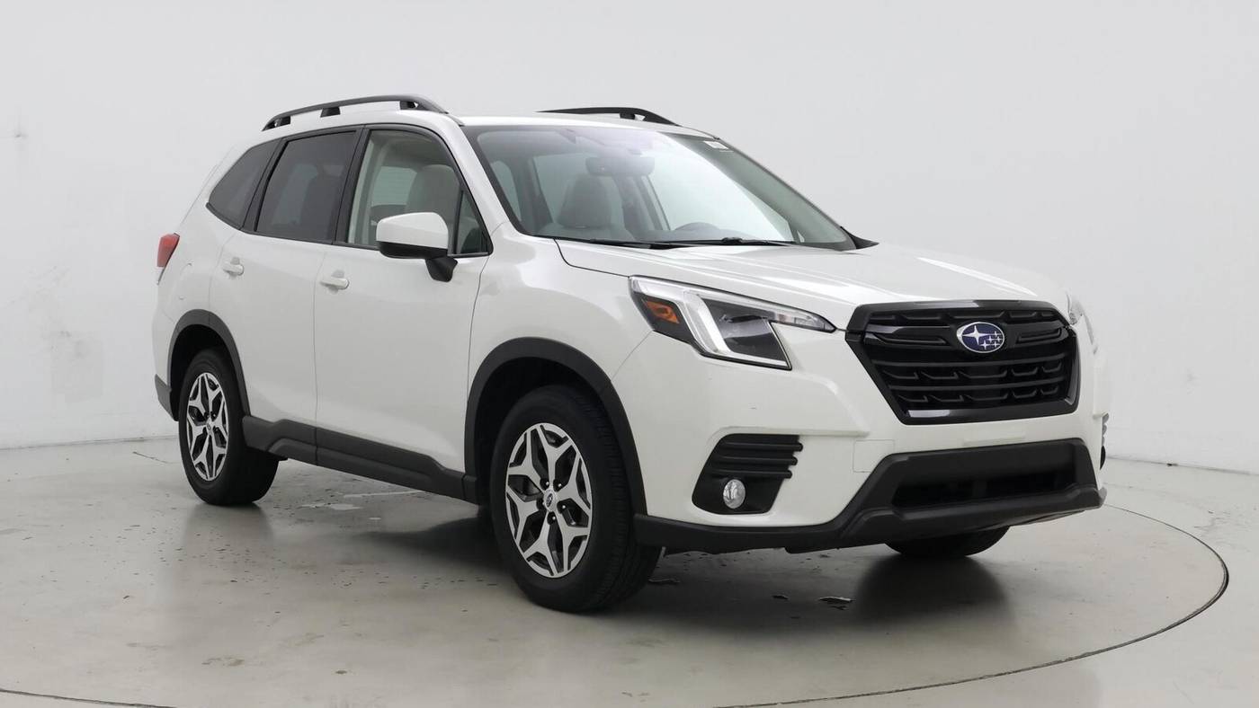 2023 Subaru Forester Premium — SUV — 19,968 mi — Naples, FL
