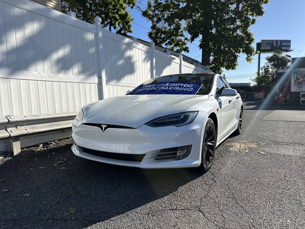 2016 Tesla Model S 90D — Hatchback — 109,840 mi — Paterson, NJ