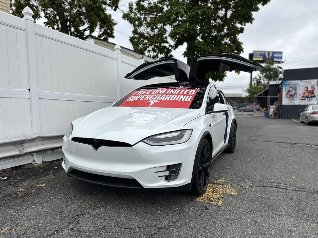 2016 Tesla Model X 75D — SUV — 116,794 mi — Paterson, NJ