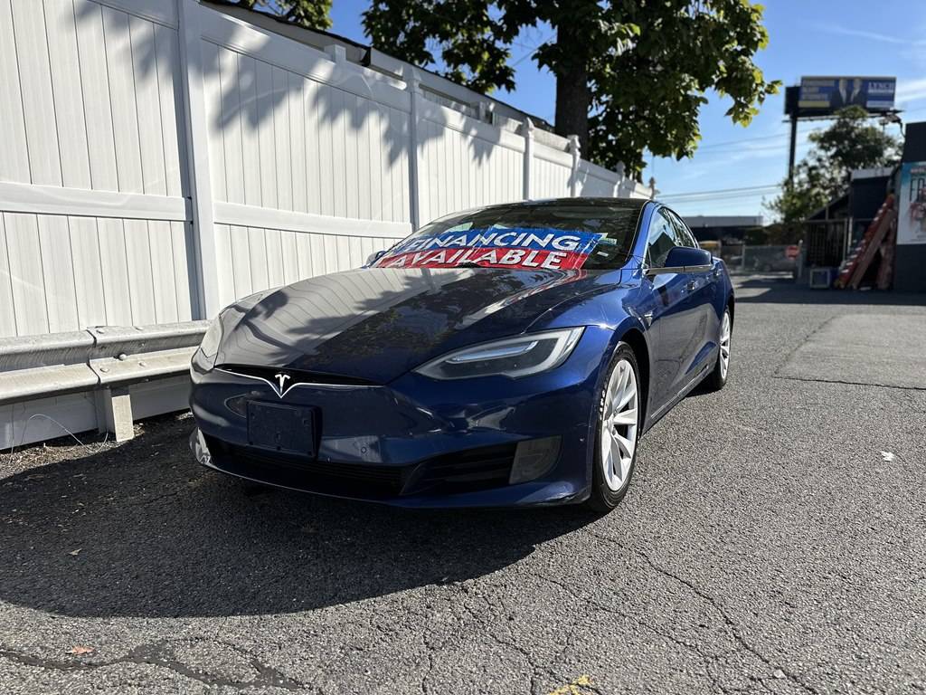 2017 Tesla Model S 75D — Hatchback — 132,986 mi — Paterson, NJ