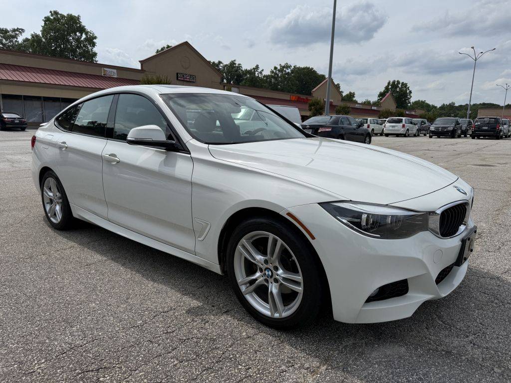 2018 BMW 3 Series 330i