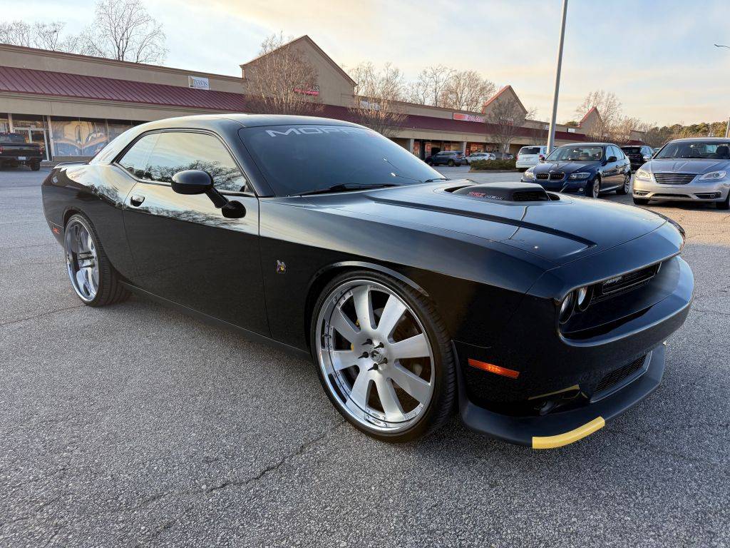 2017 Dodge Challenger 392 Hemi Scat Pack Shaker