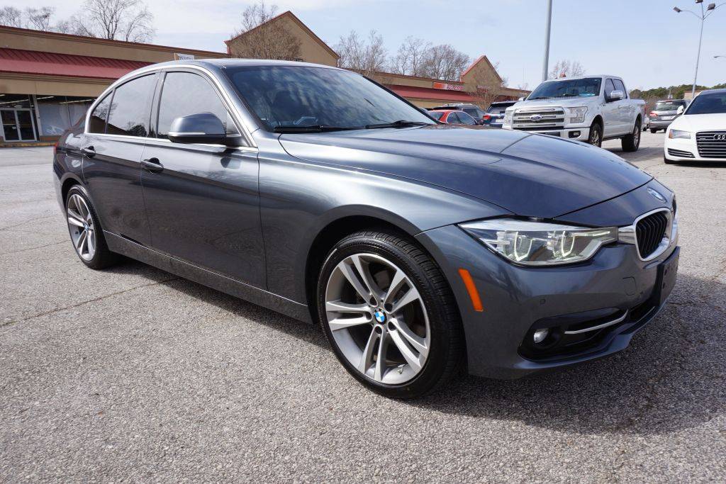 2018 BMW 3 Series 330i
