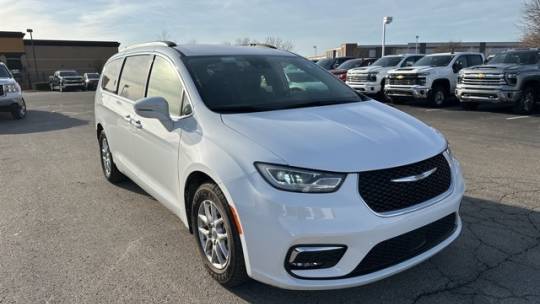 2022 Chrysler Pacifica Touring L — Minivan — 64,993 mi — Plainfield, IN