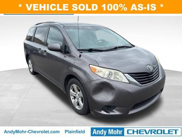 2011 Toyota Sienna LE — Minivan — 210,461 mi — Plainfield, IN
