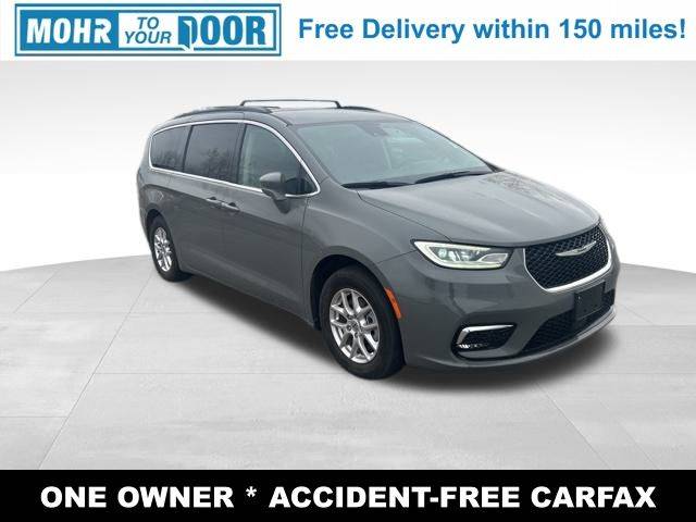 2022 Chrysler Pacifica Touring L — Minivan — 74,047 mi — Plainfield, IN