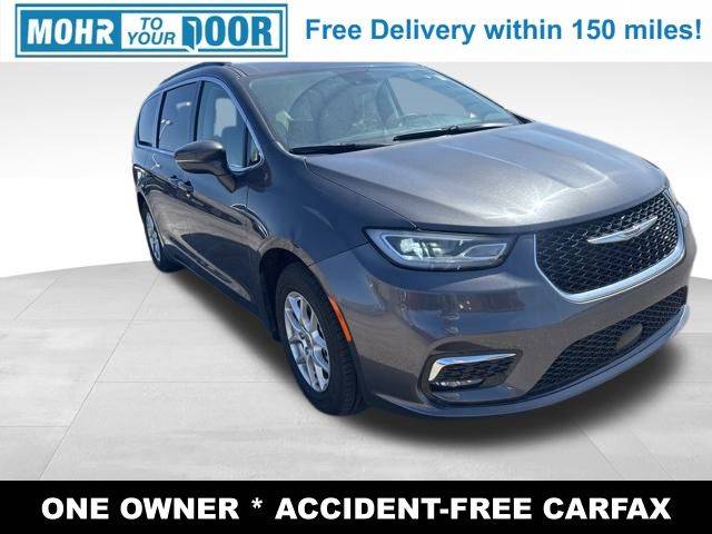 2022 Chrysler Pacifica Touring L — Minivan — 72,182 mi — Plainfield, IN