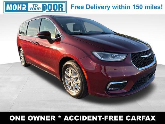 2023 Chrysler Pacifica Touring L — Minivan — 65,387 mi — Plainfield, IN