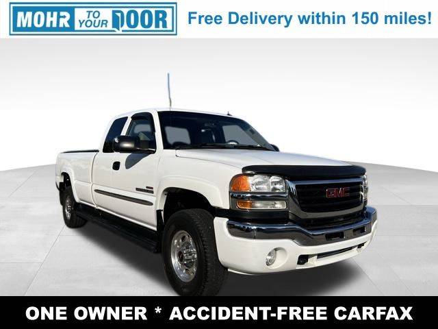 2005 GMC Sierra 2500HD SLT — Pickup Truck — 95,685 mi — Plainfield, IN