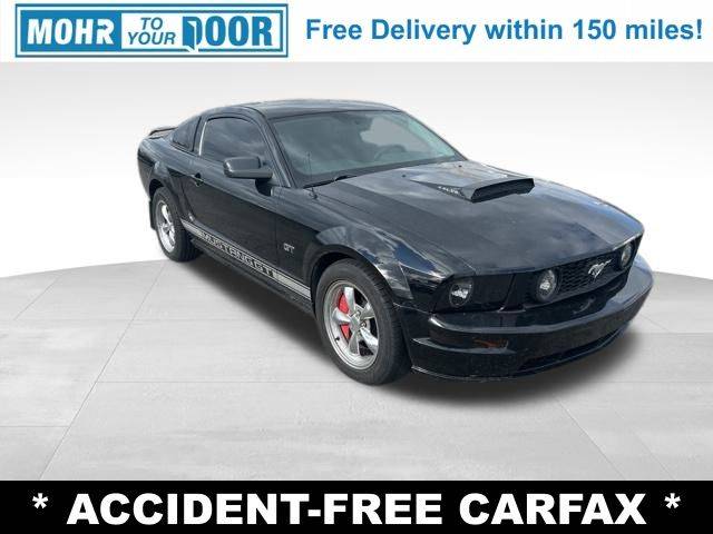 2006 Ford Mustang GT Deluxe — Coupe — 82,306 mi — Plainfield, IN