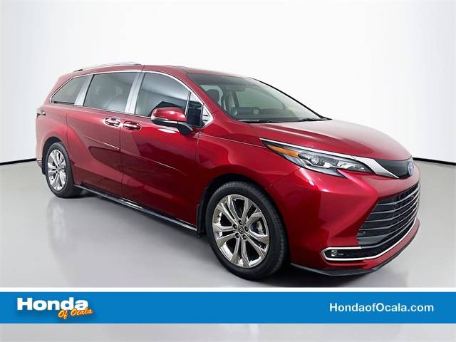2024 Toyota Sienna Platinum — Minivan — 16,500 mi — Ocala, FL