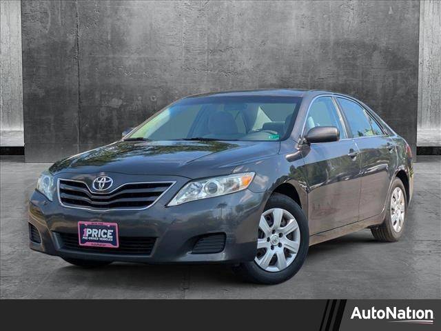 2011 Toyota Camry LE — Sedan — 169,662 mi — Sterling, VA