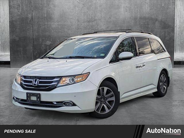 2014 Honda Odyssey Touring — Minivan — 102,245 mi — Sterling, VA