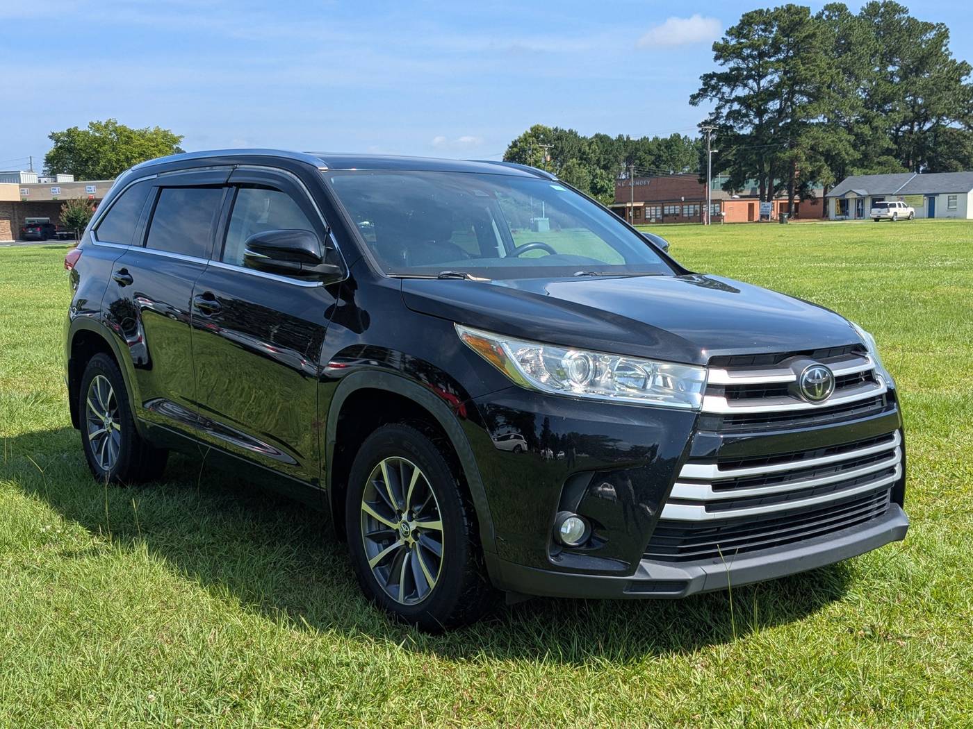 2017 Toyota Highlander XLE — SUV — 157,963 mi — Mount Olive, NC