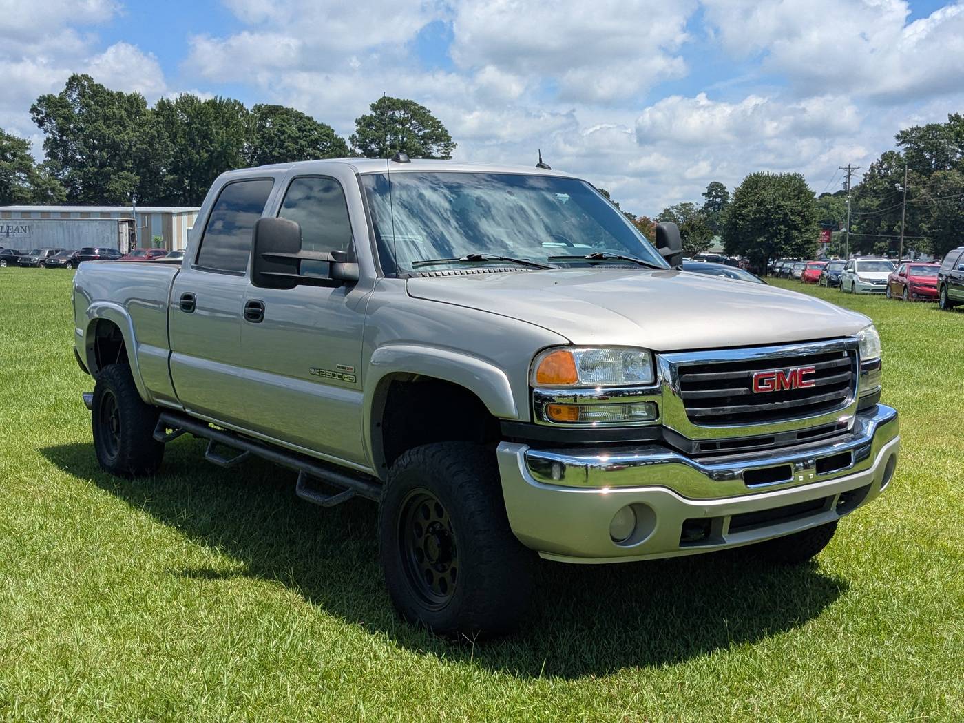 2004 GMC Sierra 2500HD SLT