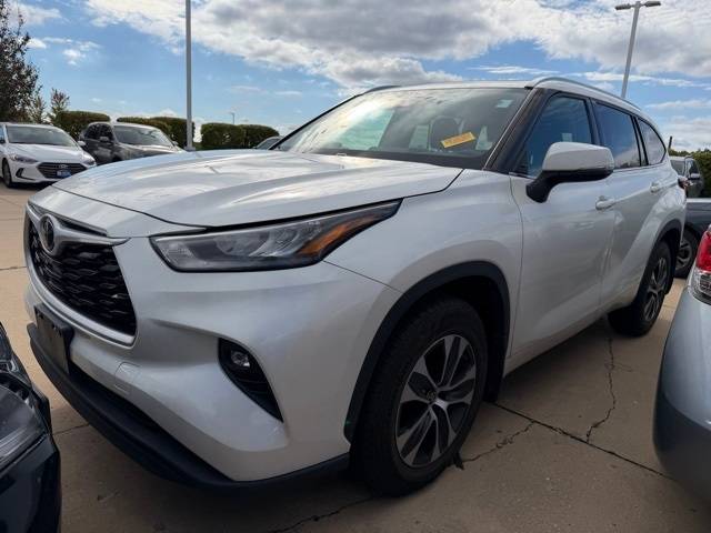 2020 Toyota Highlander XLE — SUV — 81,791 mi — Bristol, WI