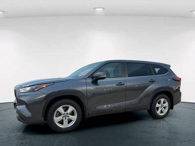 2023 Toyota Highlander L — SUV — 33,278 mi — Bristol, WI