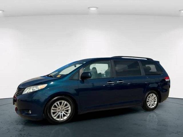 2011 Toyota Sienna Limited — Minivan — 165,906 mi — Bristol, WI