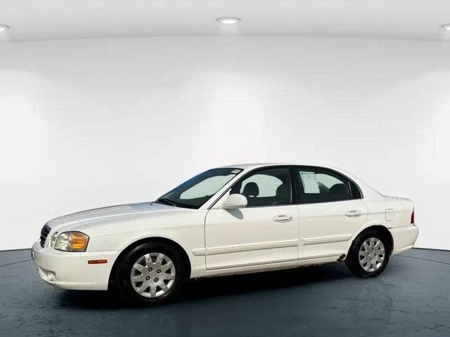 2004 Kia Optima LX — Sedan — 162,921 mi — Bristol, WI