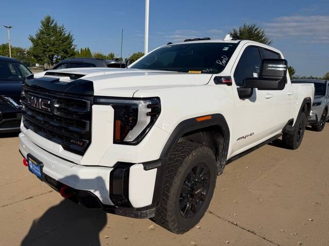 2024 GMC Sierra 2500HD AT4 — Pickup Truck — 12,427 mi — Bristol, WI