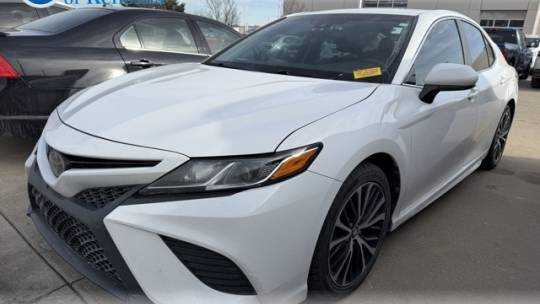 2018 Toyota Camry SE — Sedan — 88,872 mi — Bristol, WI