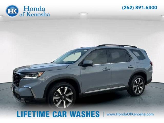 2024 Honda Pilot Touring — SUV — 10,795 mi — Bristol, WI