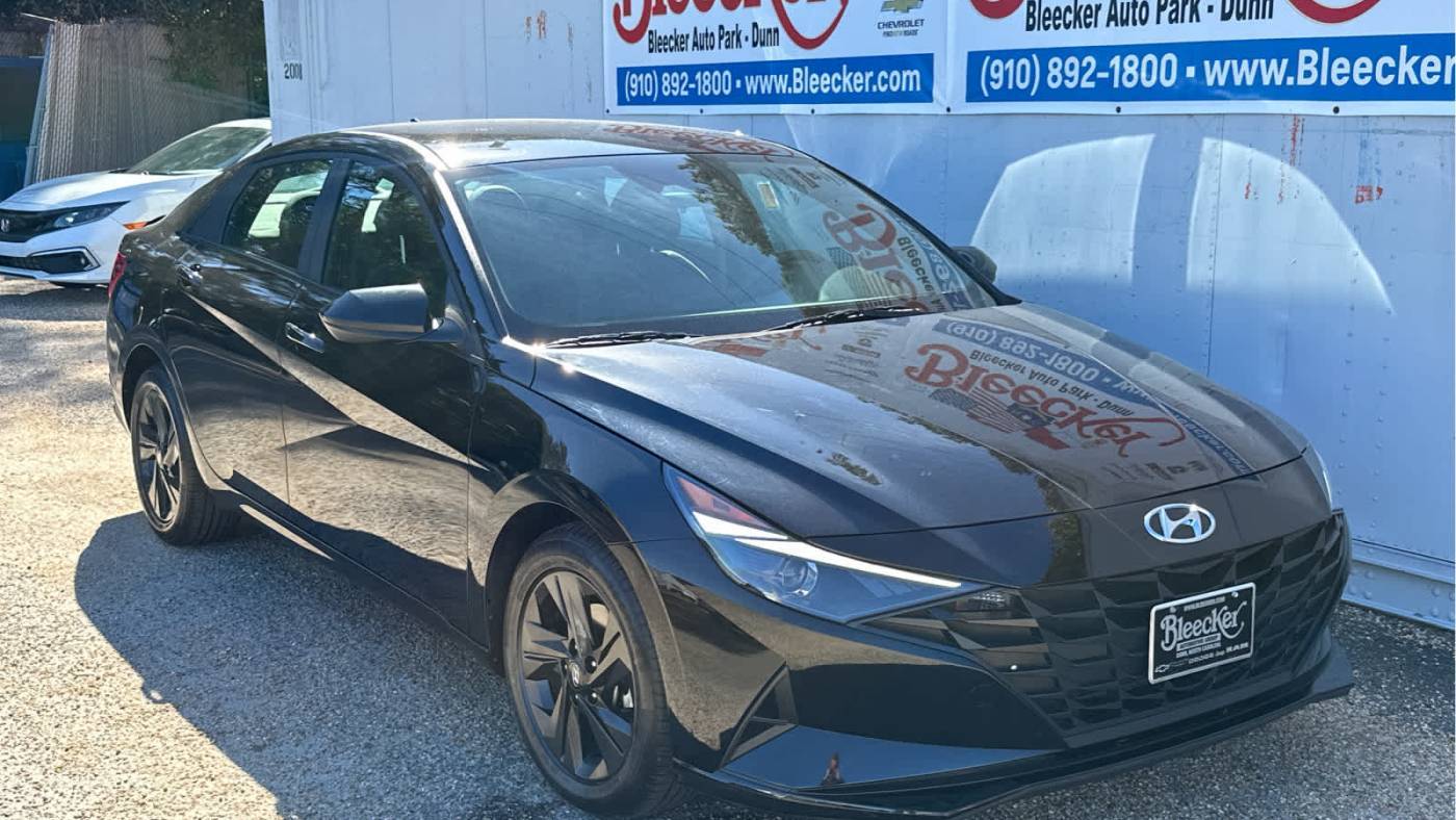 2023 Hyundai Elantra SEL — Sedan — 25,910 mi — Dunn, NC