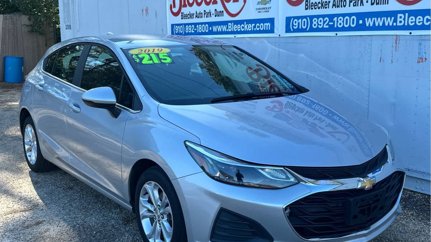 2019 Chevrolet Cruze LT — Hatchback — 69,768 mi — Dunn, NC