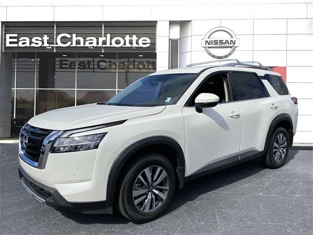 2024 Nissan Pathfinder SL — SUV — 17,851 mi — Charlotte, NC