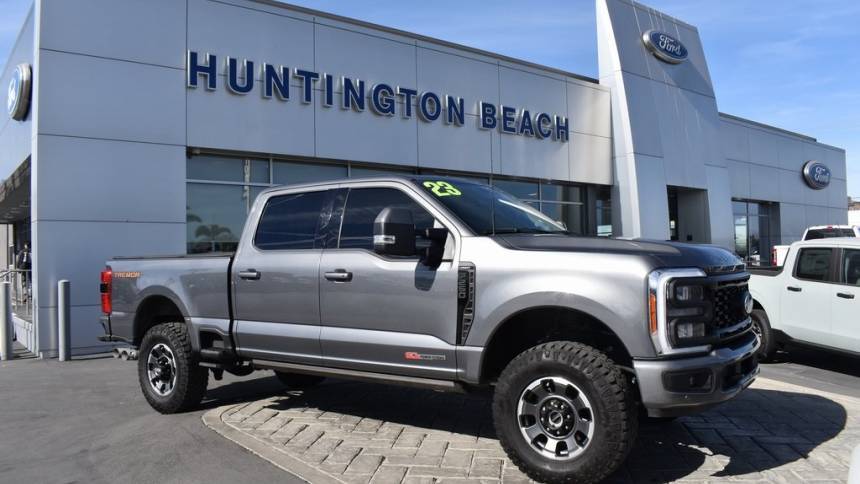 2023 Ford Super Duty F-250 LARIAT — Pickup Truck — 20,435 mi — Huntington Beach, CA