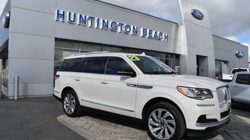 2023 Lincoln Navigator Reserve — SUV — 6,050 mi — Huntington Beach, CA