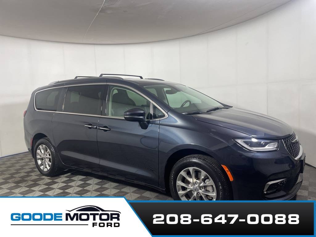 2021 Chrysler Pacifica Touring L — Minivan — 21,917 mi — Burley, ID