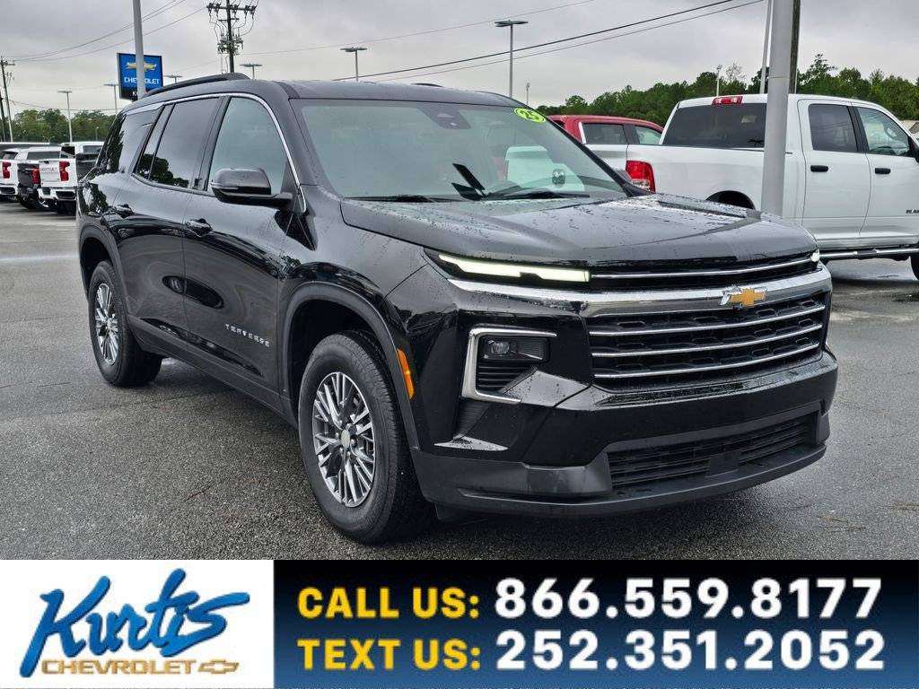 2025 Chevrolet Traverse LT — SUV — 17,368 mi — Morehead City, NC