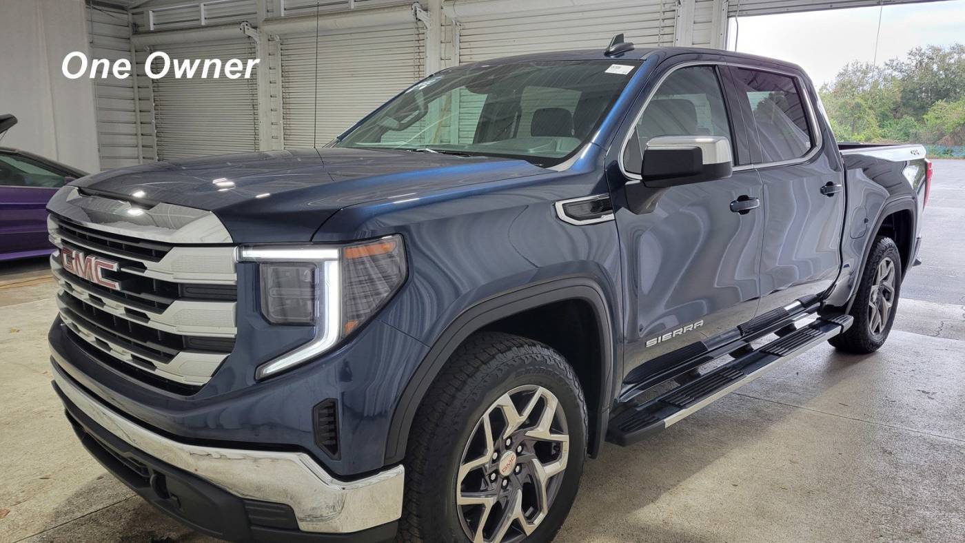 2022 GMC Sierra 1500 SLE — Pickup Truck — 28,438 mi — Hudson, FL