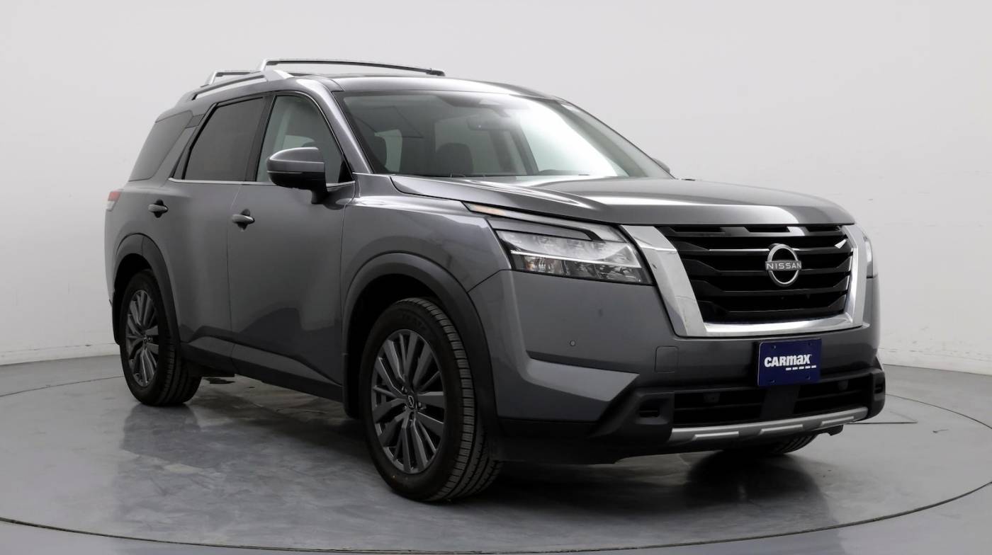 2023 Nissan Pathfinder SL — SUV — 56,911 mi — Urbandale, IA
