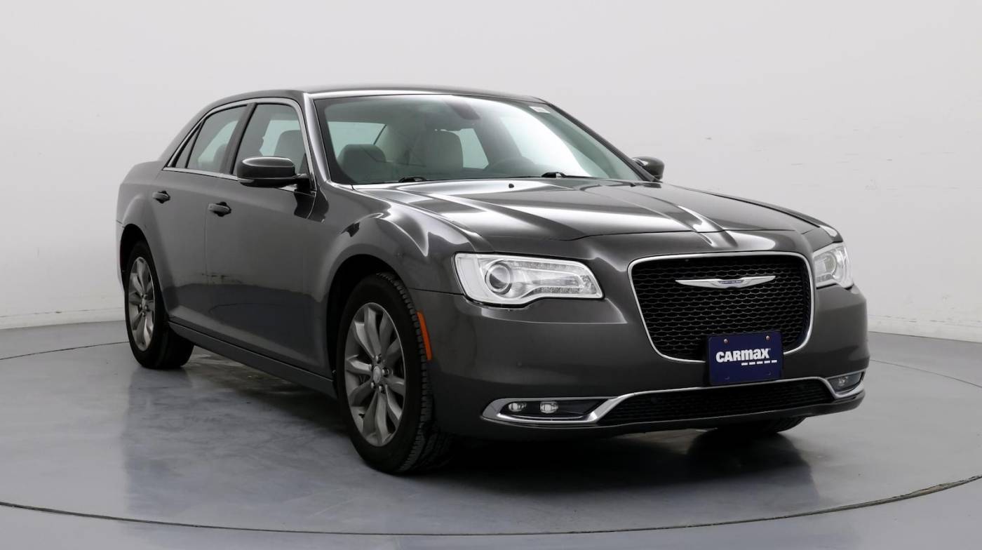 2015 Chrysler 300 Limited — Sedan — 57,571 mi — Urbandale, IA