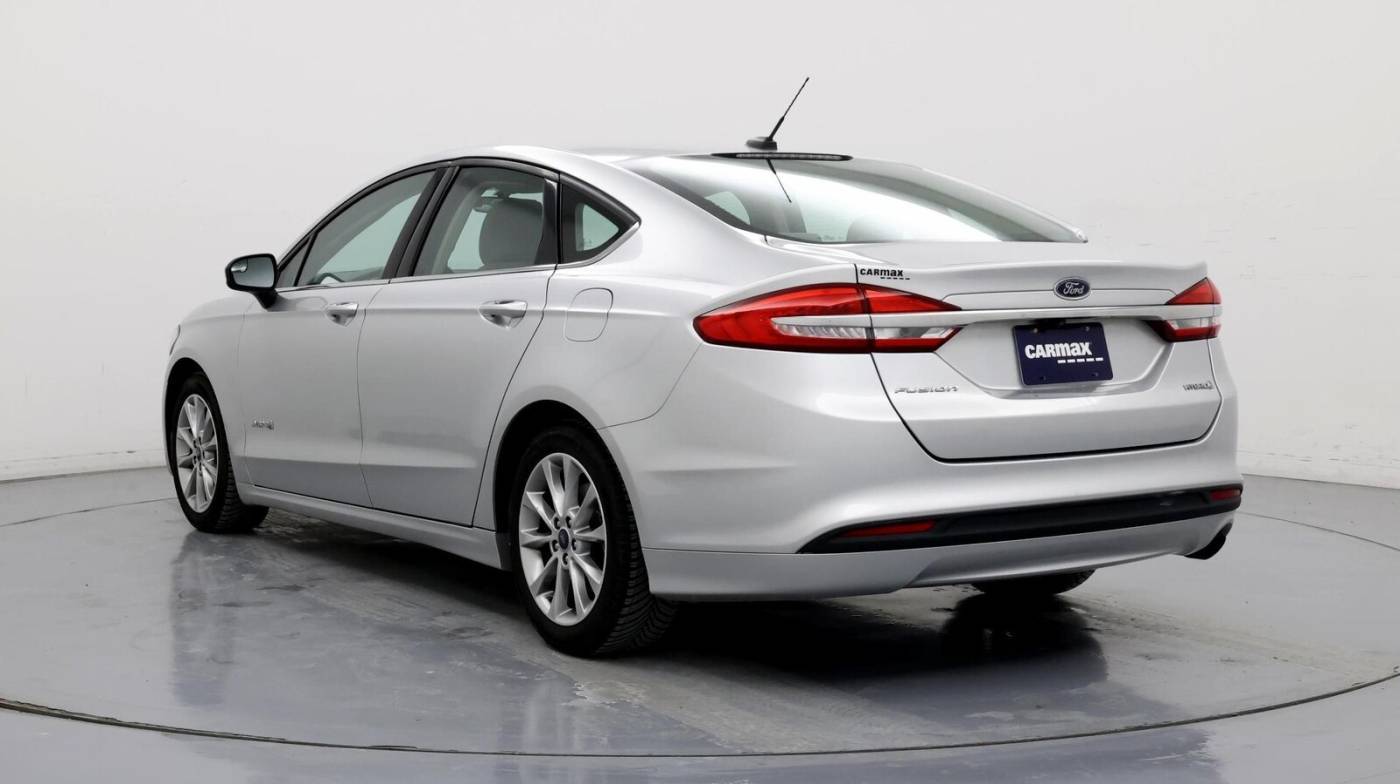 2017 Ford Fusion Hybrid S — Sedan — 84,346 mi — Urbandale, IA
