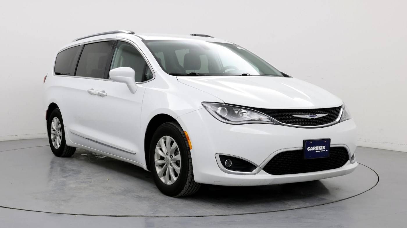 2018 Chrysler Pacifica Touring L — Minivan — 64,852 mi — Urbandale, IA