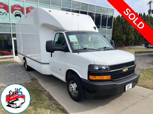 2019 Chevrolet Express Commercial Cutaway 3500 — Chassis Cab Truck — 96,362 mi — Latham, NY