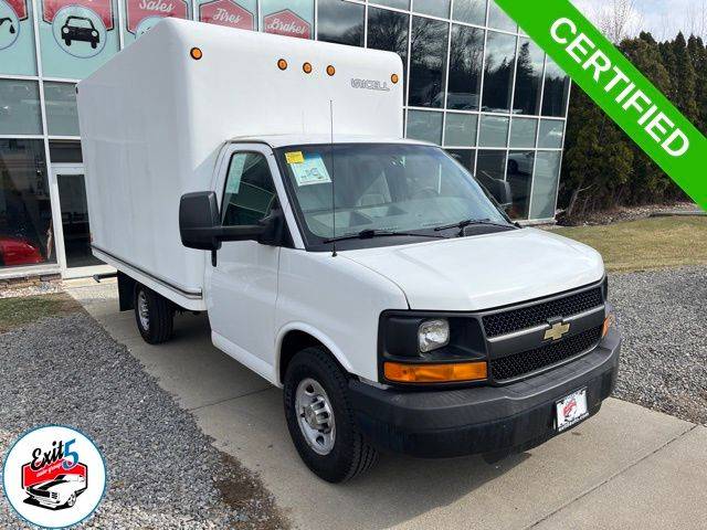 2014 Chevrolet Express Commercial Cutaway 3500 — Chassis Cab Truck — 98,000 mi — Latham, NY