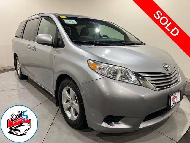 2017 Toyota Sienna L — Minivan — 89,441 mi — Latham, NY
