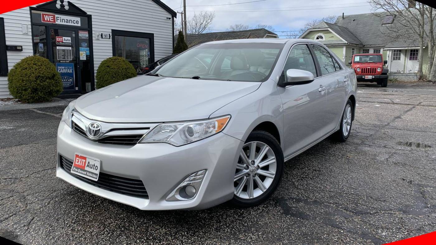 2012 Toyota Camry XLE V6 — Sedan — 171,394 mi — Hyannis, MA