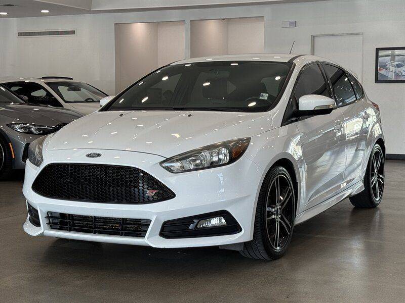 2017 Ford Focus ST — Hatchback — 79,816 mi — Gladstone, OR