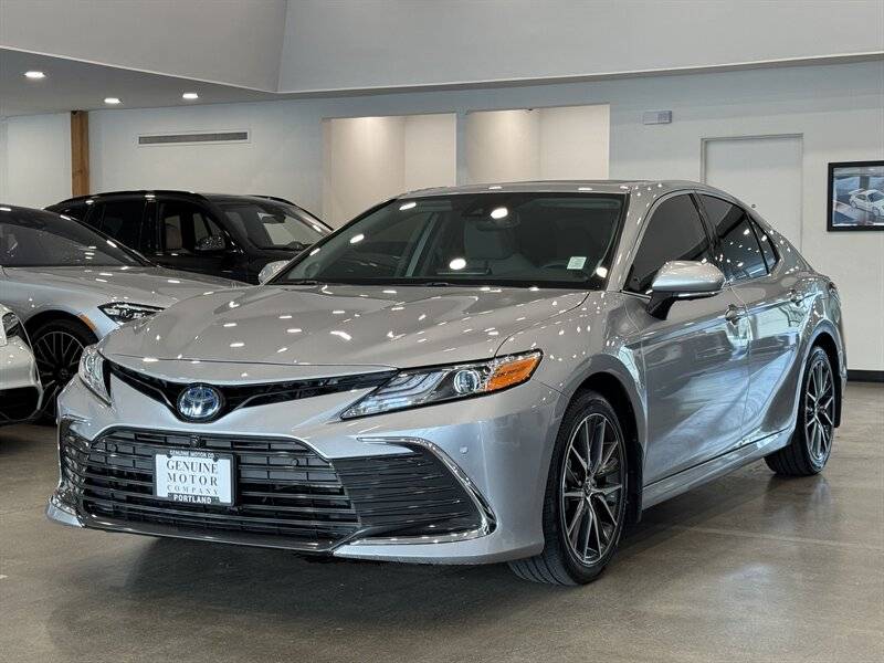 2022 Toyota Camry Hybrid XLE — Sedan — 51,038 mi — Gladstone, OR