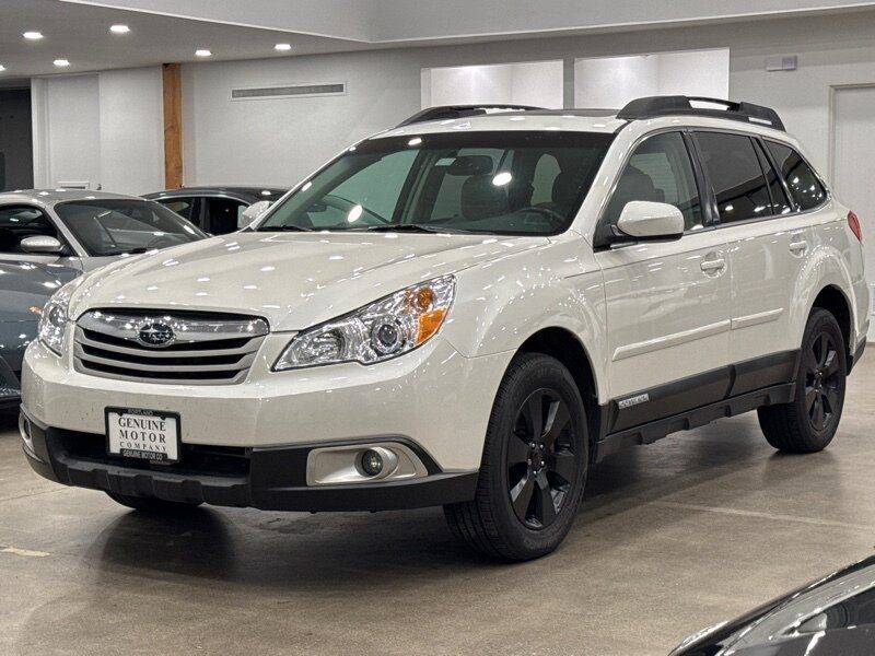 2011 Subaru Outback 3.6R Limited — SUV — 102,376 mi — Gladstone, OR