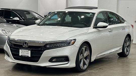 2018 Honda Accord Touring — Sedan — 81,628 mi — Gladstone, OR