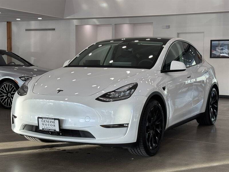 2022 Tesla Model Y Long Range — SUV — 30,352 mi — Gladstone, OR
